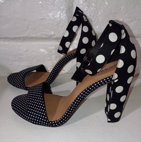 Torrid Polka Black Polka Dot Heels - Picture 1 of 7